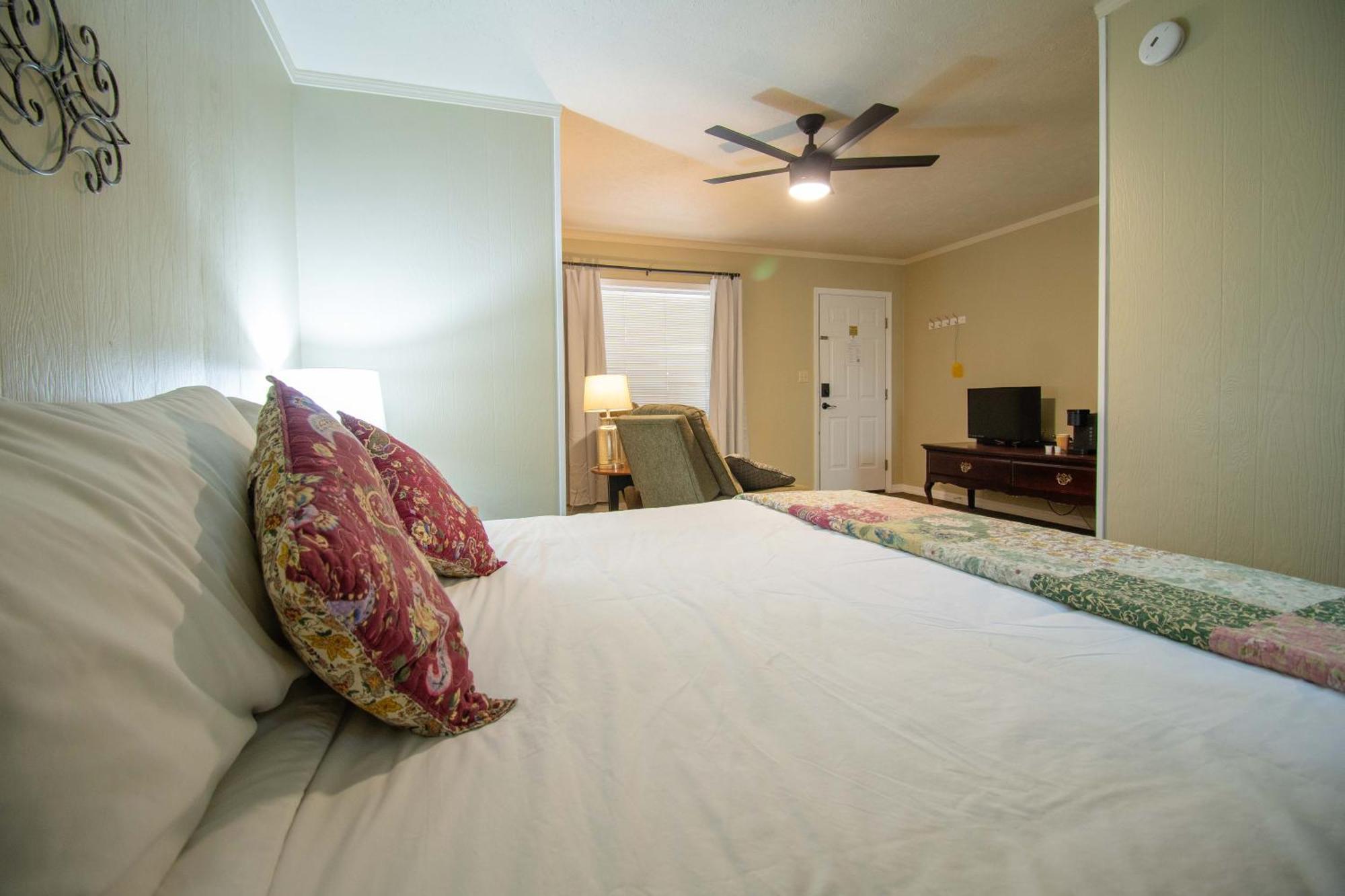 Carlton Marion Inn Yellville Oda fotoğraf